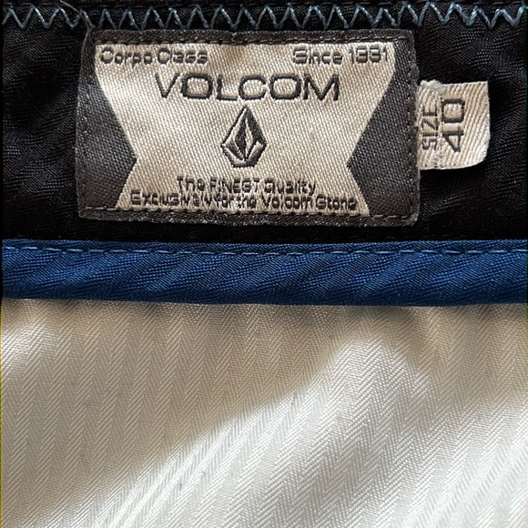 Volcom Corpo Class Skate Blue Shorts Mens Size 40 - Picture 9 of 11